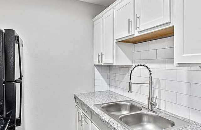 The Mirage Apartment Homes Gallery 4