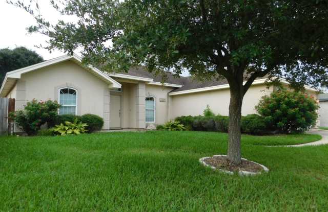 3201 Nacogdoches - 3/Bed 2/Bath - $2050/month photos photos