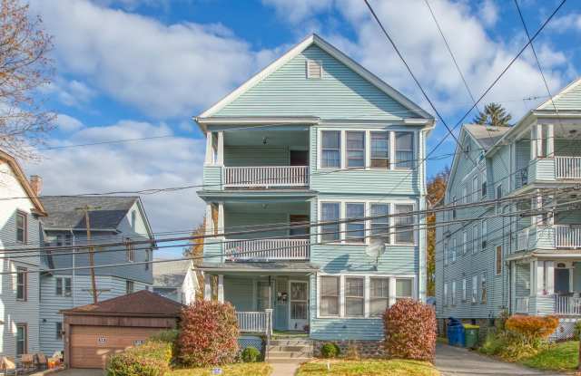 226 Ledgeside Ave photos photos