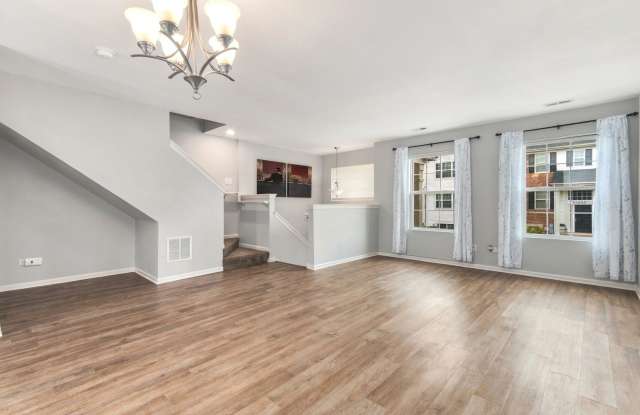 24615 Patriot Square Drive S Gallery 2