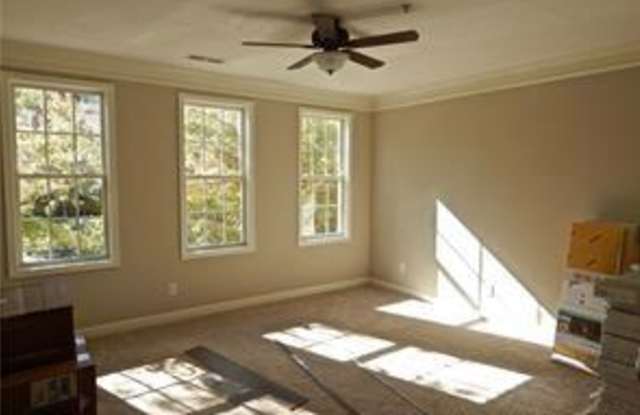8829 Arbor Creek Drive Gallery 2