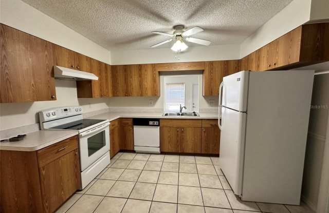 23175 OLEAN BOULEVARD Gallery 4
