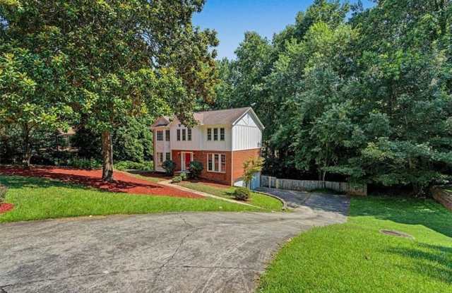 3947 Camrose Place Gallery 2