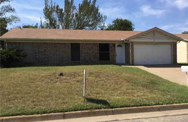 5804 Willow View Drive Gallery 1