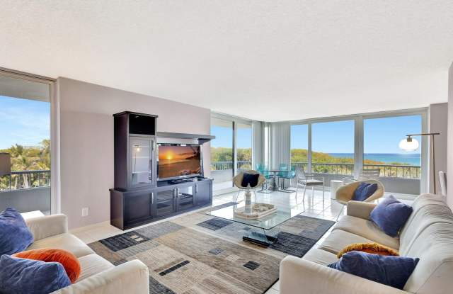 5550 N Ocean Drive photos photos