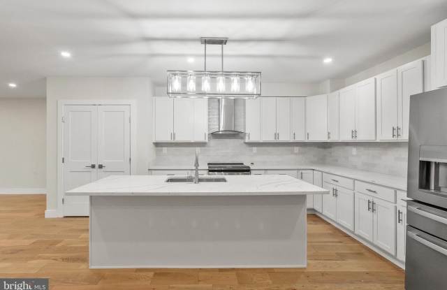 5404 4TH ST NW #1 Gallery 2