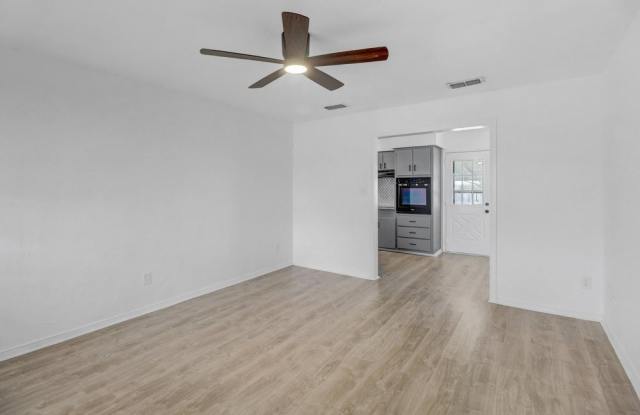 324 Allenwood Drive Gallery 4