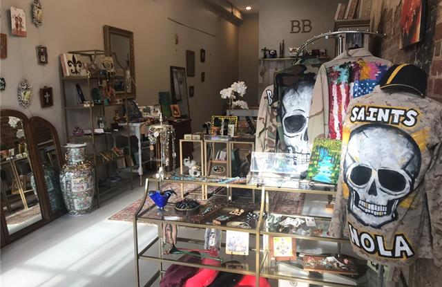 1117 ST MARY Street Gallery 4