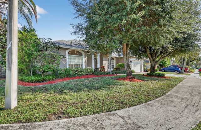 1500 Firethorn Drive Gallery 2