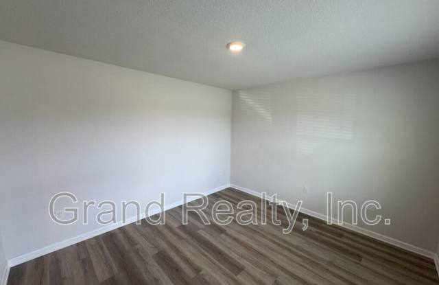 5431 Peach Dr Gallery 4