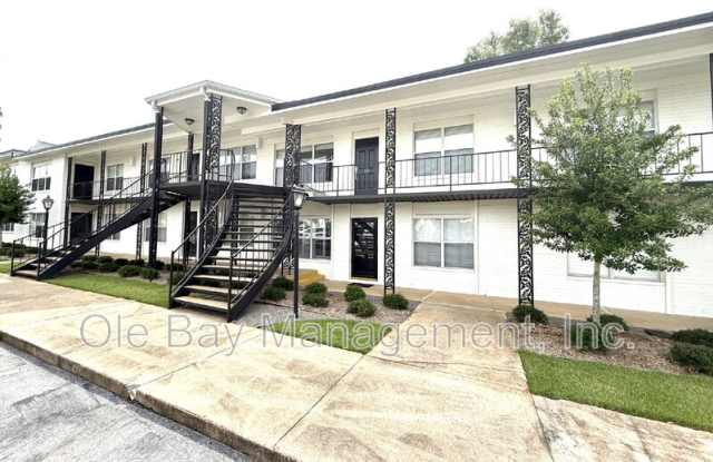 4009 Old Shell Rd photos photos