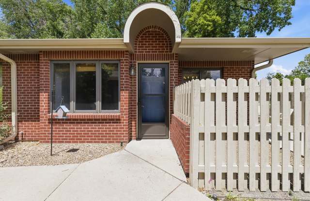 Central Fort Collins Convenience | 2 Bed Condo + Garage Near Drake & College photos photos