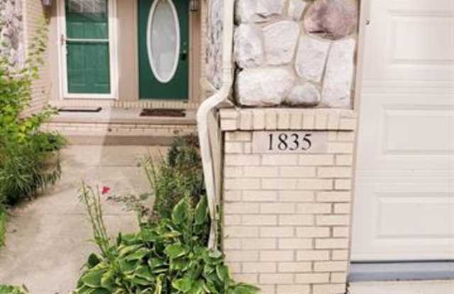 1835 S Preserve Boulevard Boulevard Gallery 2