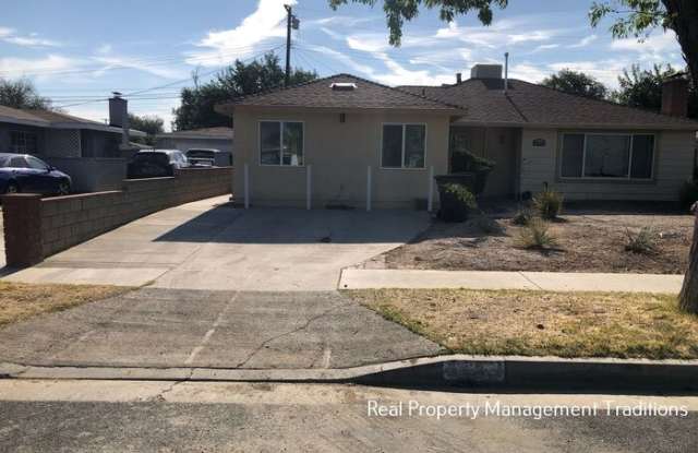 44138 Fern Avenue - 44138 Fern Avenue, Lancaster, CA 93534