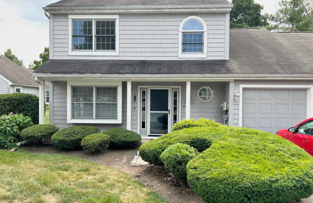262 CRESCENT DRIVE photos photos