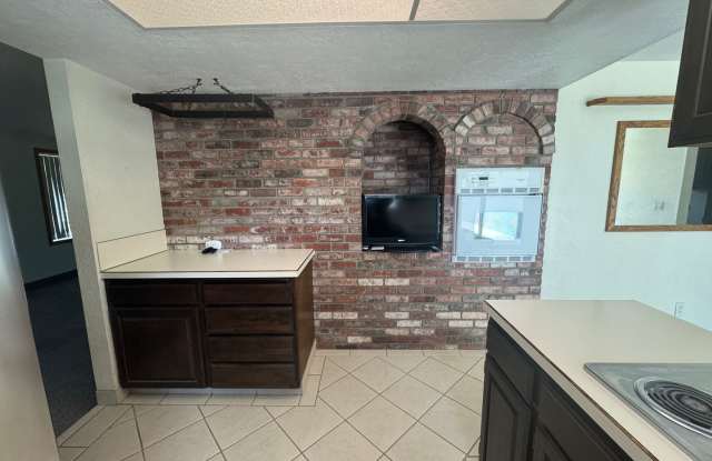 3 bed 2 bath house with attached garage and beautiful back yard photos photos