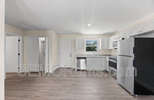222 Coles Hills - 204 Gallery 1
