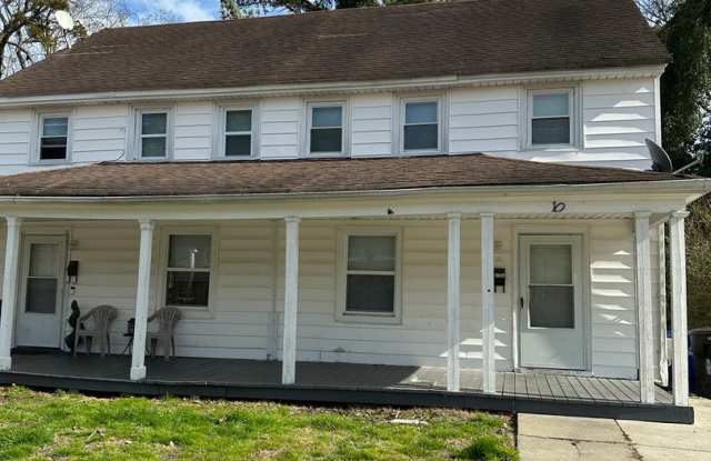 Spacious Duplex! photos photos