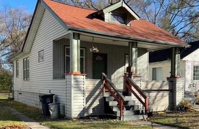 808 Laprairie Street - 808 Laprairie Street, Ferndale, MI 48220