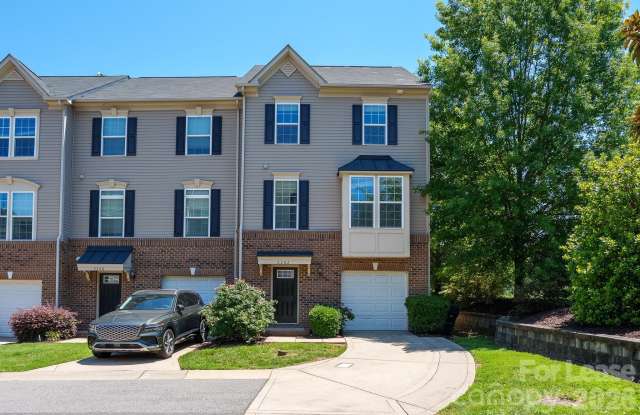 2302 Rachelwood Drive Gallery 1