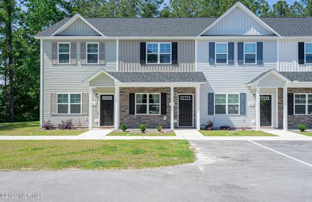 14 Jaydn Drive W Gallery 1