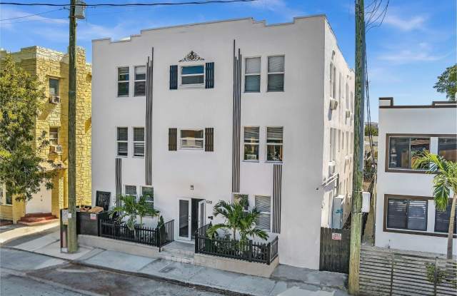 1142 SW 4th Street photos photos