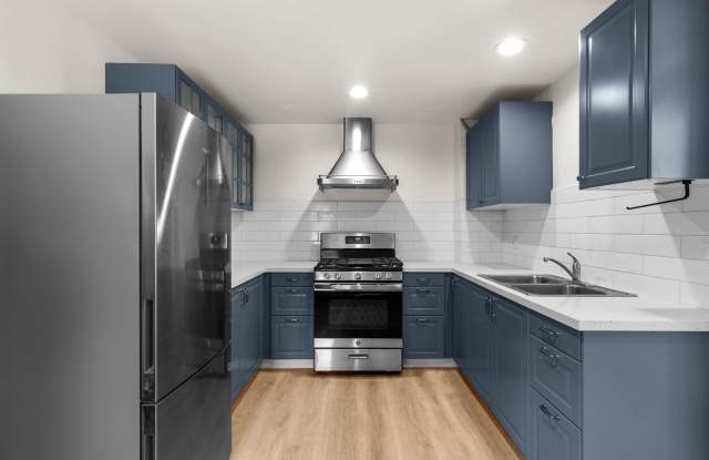 3767 1/2 7th Avenue photos photos