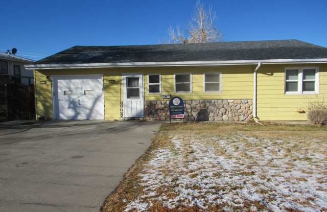 Eastside 4 BD w/garage photos photos