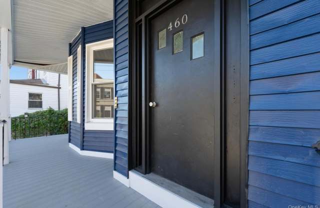 460 S 6th Avenue Gallery 2