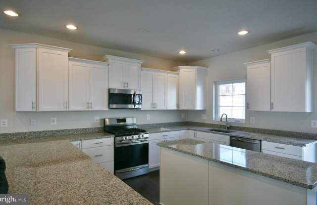 1528 WITCHHAZEL CIR Gallery 3