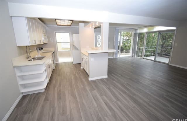 401 Avenida Del Mar - 401 Avenida Del Mar, San Clemente, CA 92672