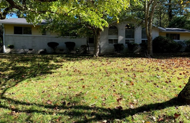 145 Rosewood Drive - 145 Rosewood Drive, Fayetteville, GA 30214