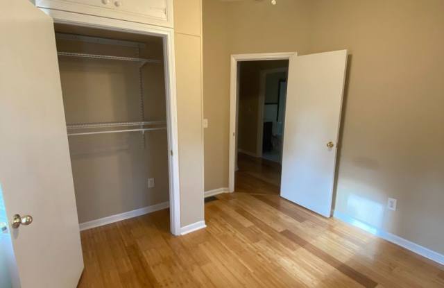 226 Hillcrest Avenue Gallery 4