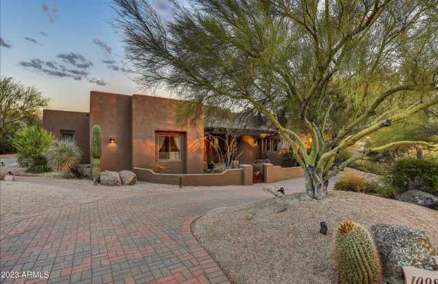 10989 E TAOS Drive Gallery 3