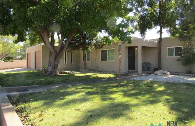 901 S 10th Street Court photos photos