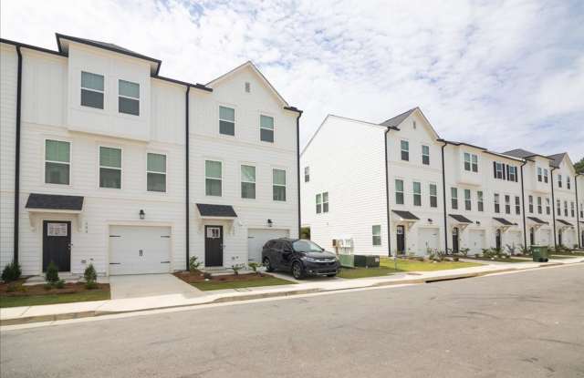 Newly Constructed 4bd/3.5ba Minutes From Airport and Minutes From the City! - 102 Werner Brook Way Southwest, Atlanta, GA 30354