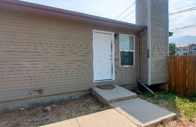 4460 Loomis Ave B - 4460 Loomis Avenue, Colorado Springs, CO 80906