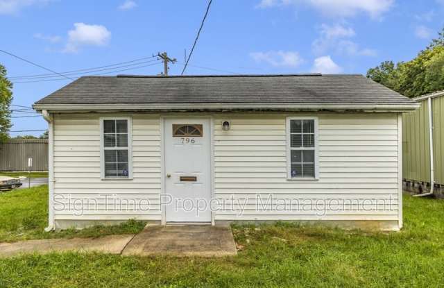 796 Frederick Street - 796 Frederick Street, Hagerstown, MD 21740