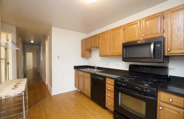 6715 Sheridan Gallery 4