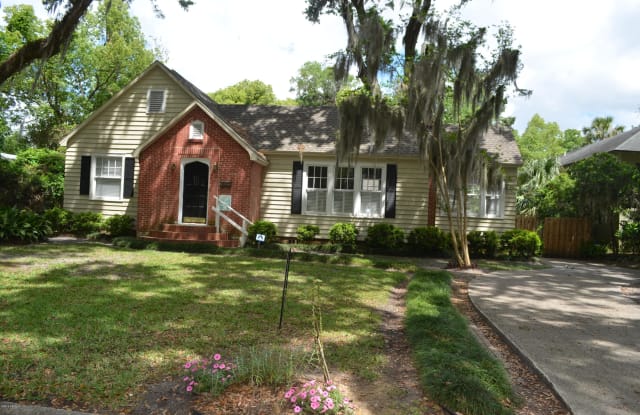 937 SARATOGA DR - 937 Saratoga Road, Jacksonville, FL 32207