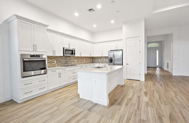 23026 SW Accesi Way Gallery 4