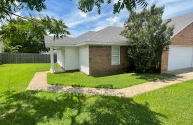 2812 South O Street - 2812 South O Street, Fort Smith, AR 72901