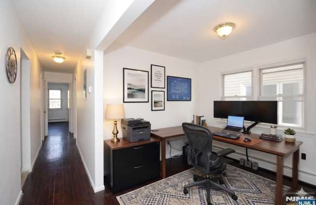 18 Colonial Drive Gallery 4