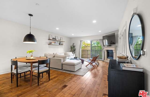 8238 W Manchester Ave unit: 204 photos photos 8238 W Manchester Ave unit: 204 photos photos