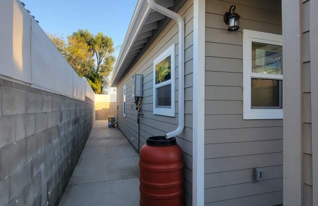 10716 Valley View Avenue Gallery 3