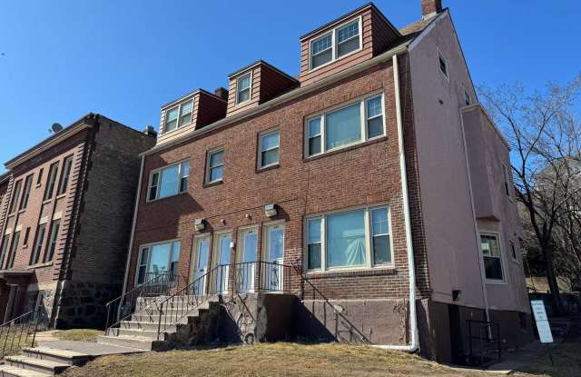 607-609 E 1st St photos photos