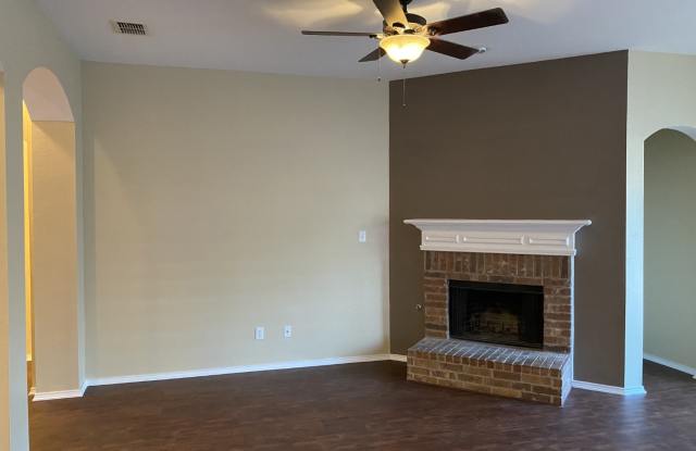 292 Plum Tree Dr Gallery 1