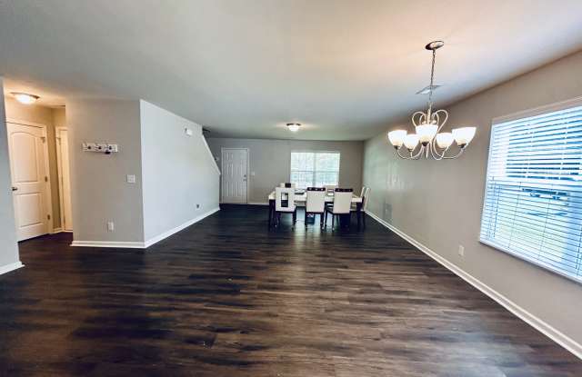3712 Livingston Cir Gallery 4