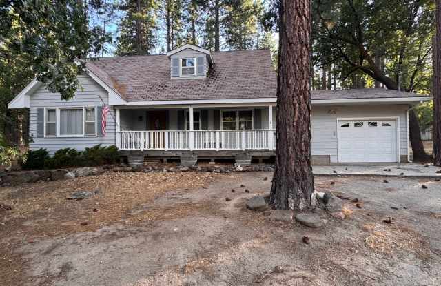 HOUSE FOR RENT IN THE JANESVILLE SCHOOL DISTRICT - 709-390 Pine Street, Janesville, CA 96114