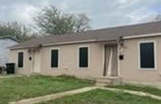 205 W Vardeman Avenue unit: A - 205 West Vardeman Avenue, Killeen, TX 76541